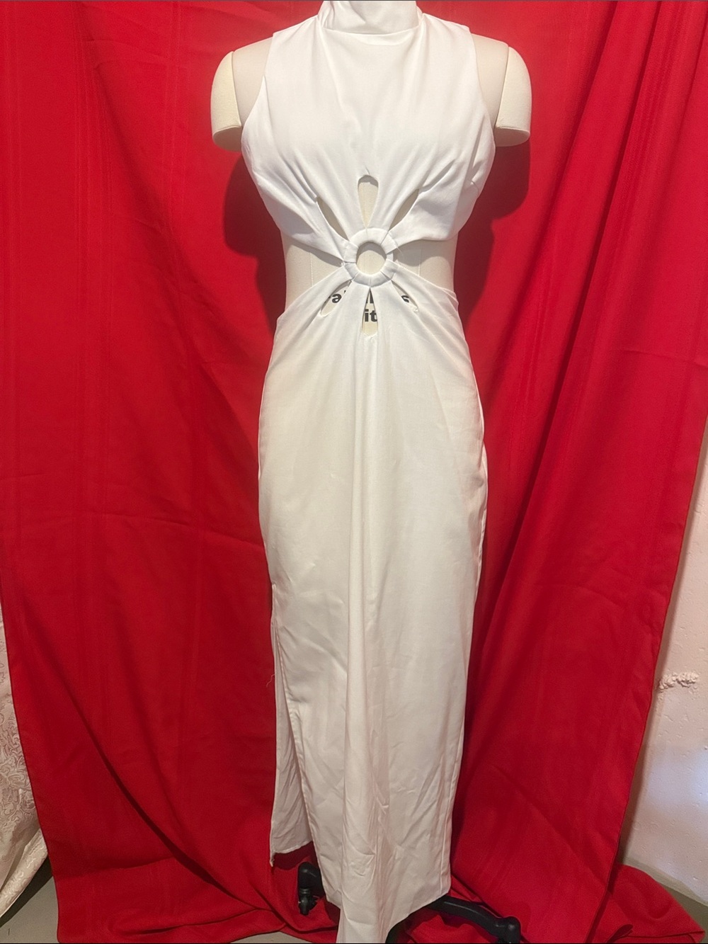 White Sleeveless Maxi Dress with Ring Cutout
